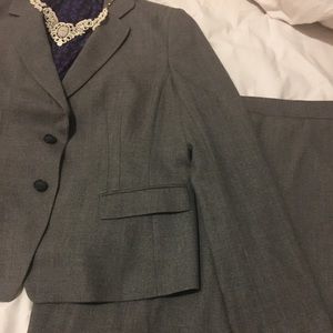 Ann Taylor Women’s Suit